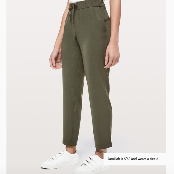 lululemon athletica Pants - LULULEMON On the Fly 7/8 Pant Woven